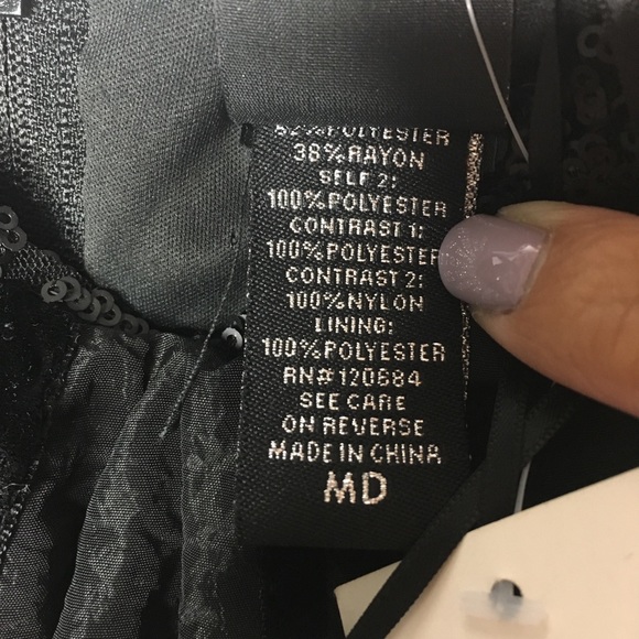 DC Comics Limited Edition Batman Formal Dress M - Picture 4 of 5